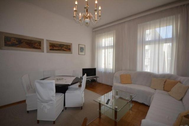 Vienna Holiday Apartments エクステリア 写真