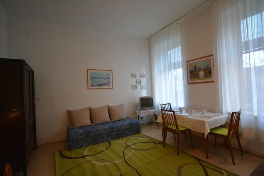 Vienna Holiday Apartments エクステリア 写真